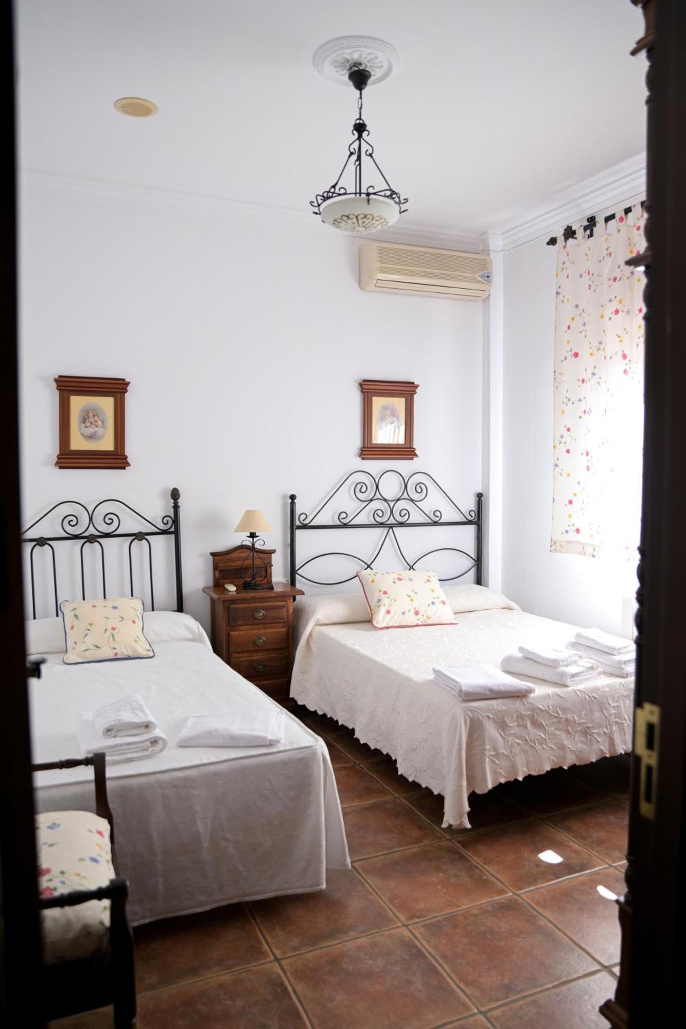 Casa Rural La Encina Hornachuelos Luaran gambar